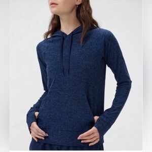 Outdoor voices cloudknit hoodie Women’s XL Blue Black